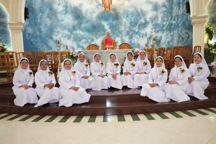 Eleven Sisters Professed their Final Vows in Indonesian Province